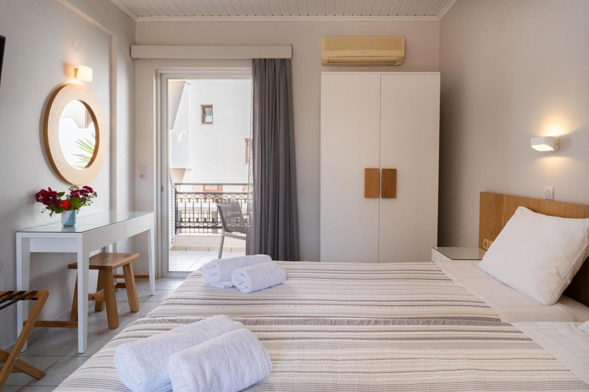 Medousa Studio & Apartments 普拉基亚斯 外观 照片