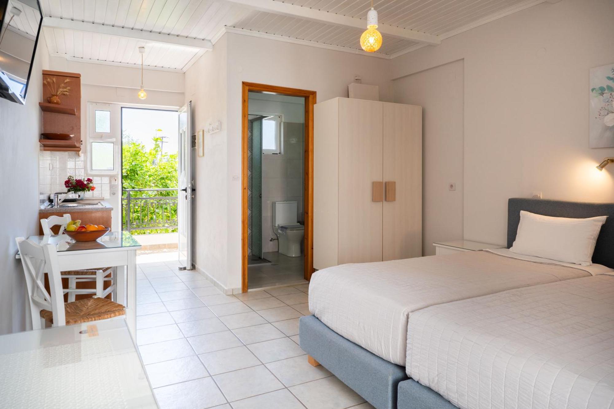 Medousa Studio & Apartments 普拉基亚斯 外观 照片
