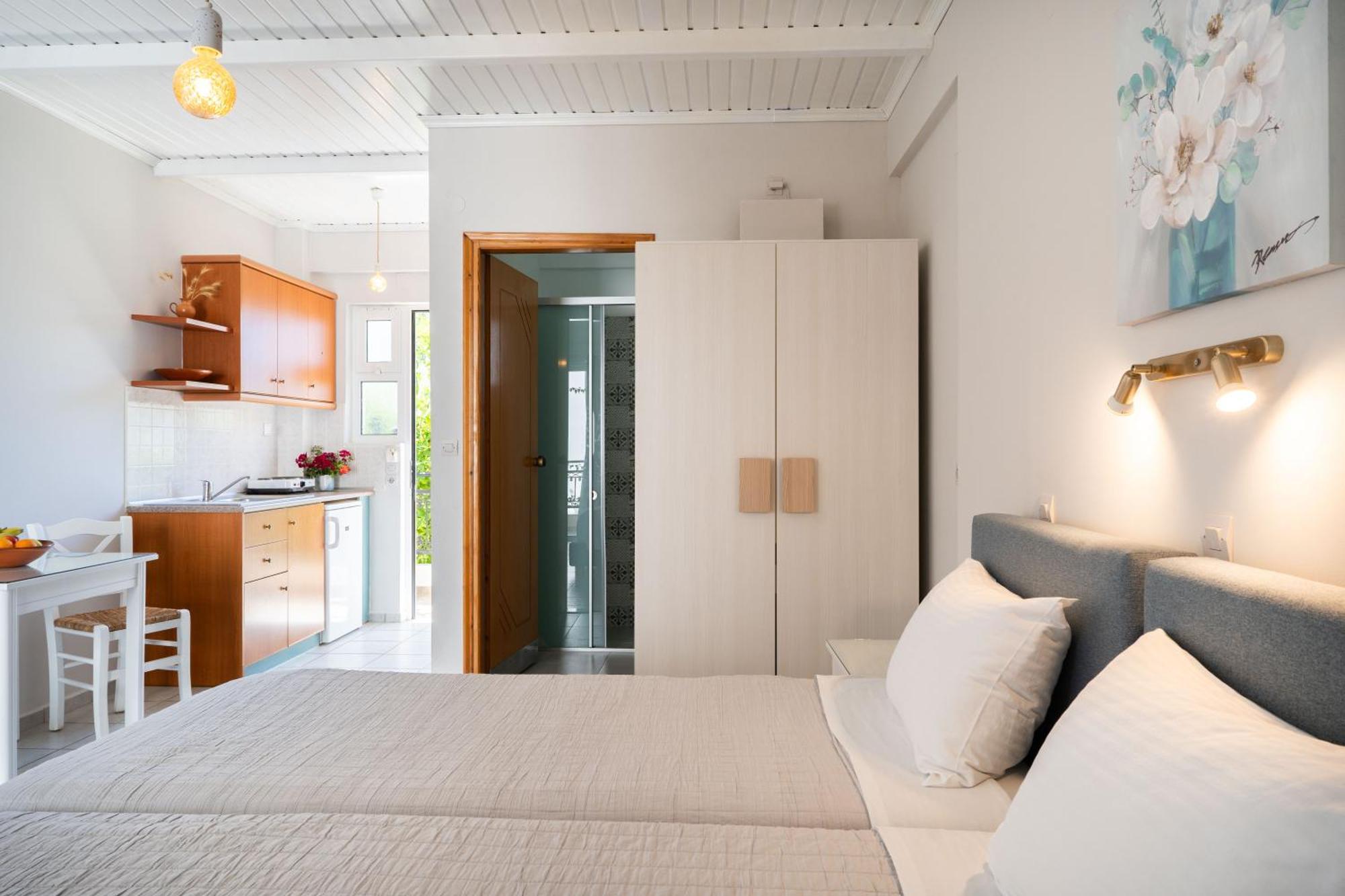 Medousa Studio & Apartments 普拉基亚斯 外观 照片