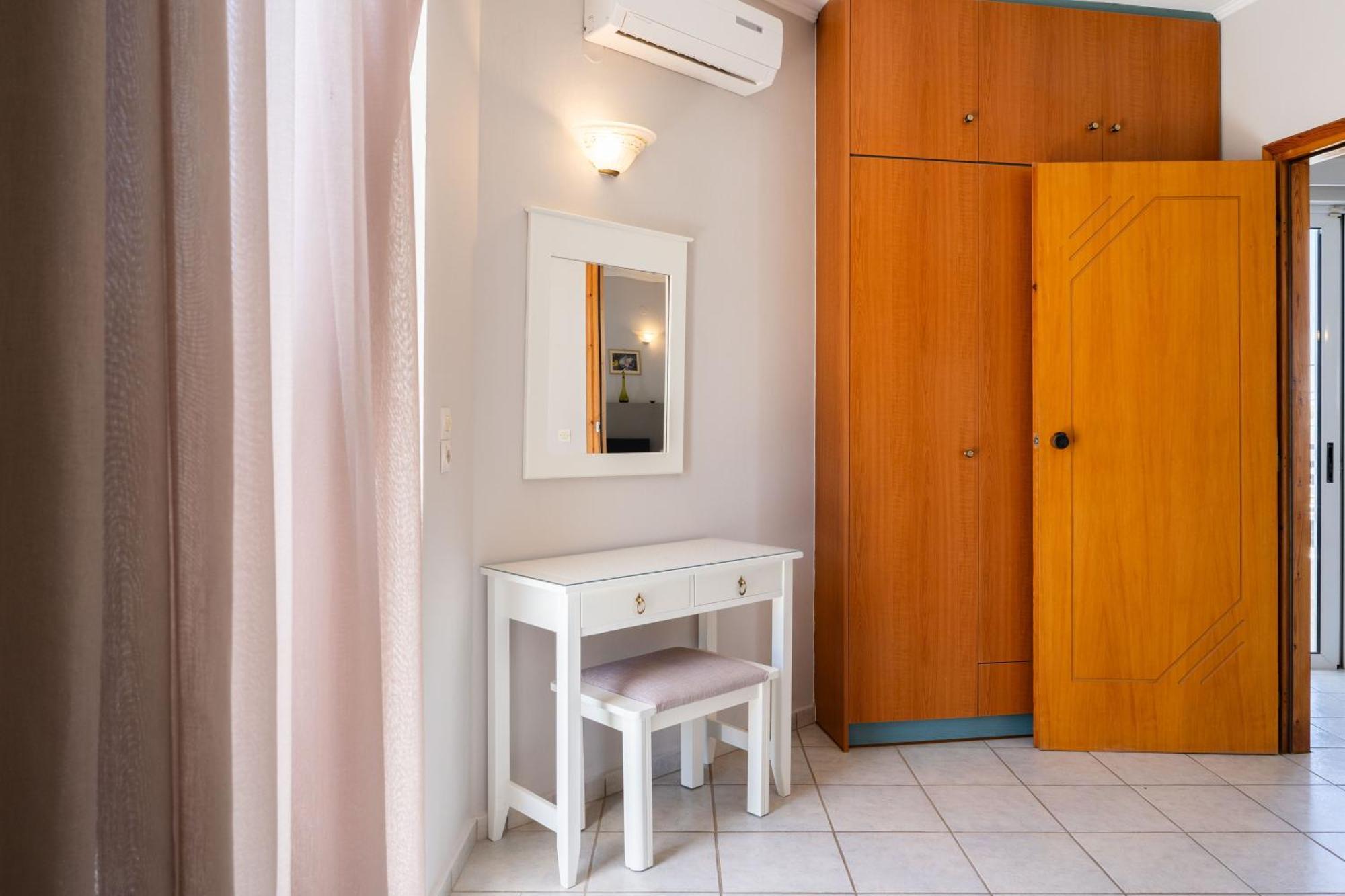 Medousa Studio & Apartments 普拉基亚斯 外观 照片